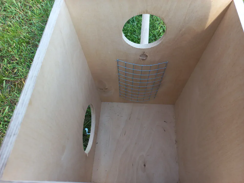 Hnízdní budka Pestrá 